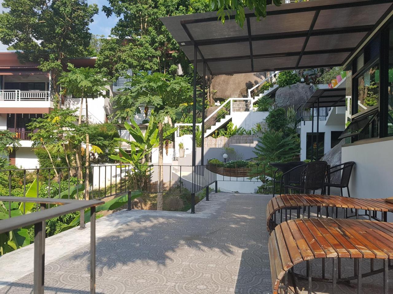 Balcony Villa Тау Экстерьер фото